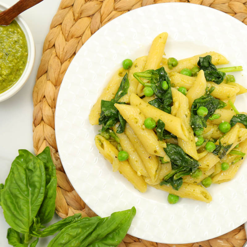 One Pot Pesto Penne with Spinach & Peas